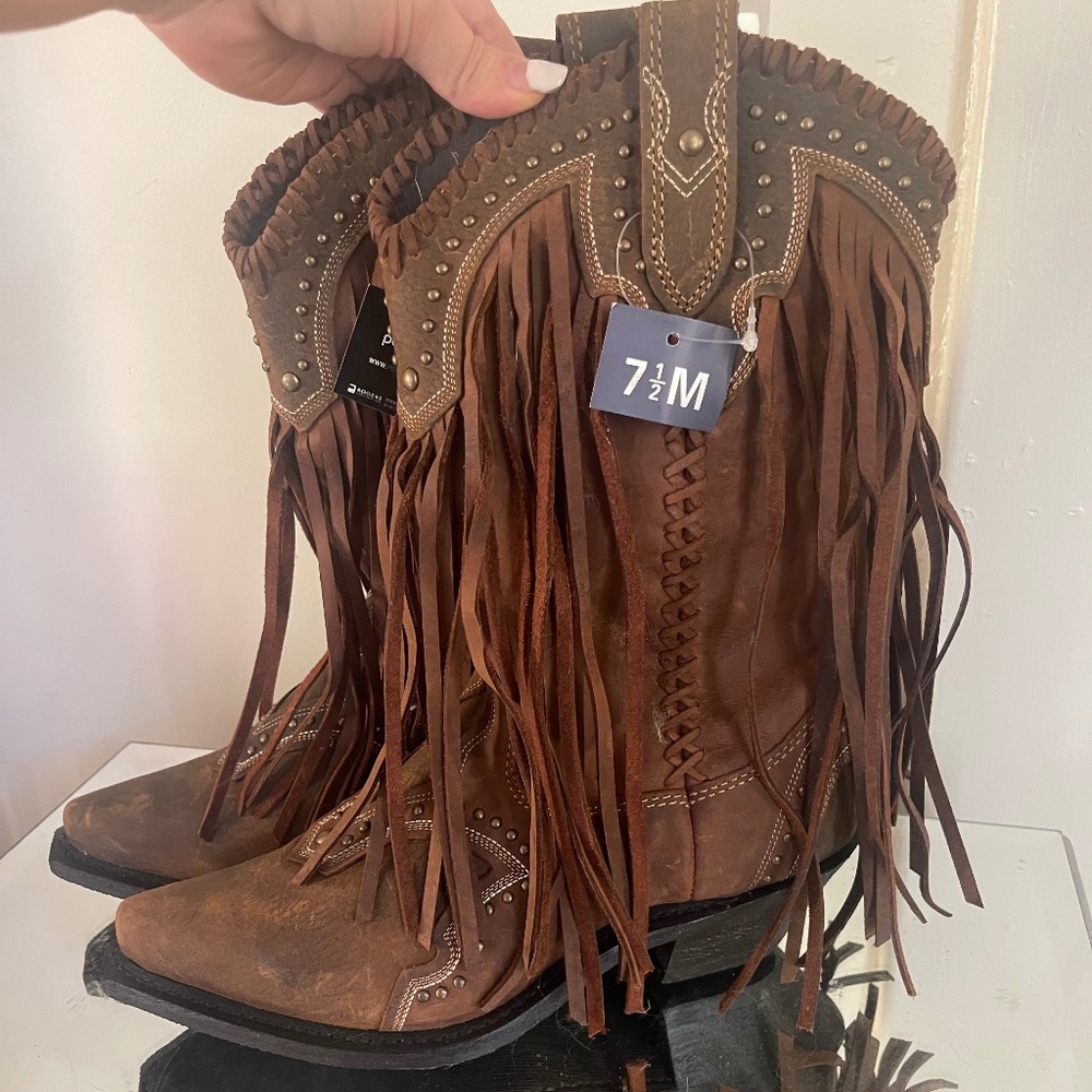 NWT - J.B Dillon fringe cowboy boots